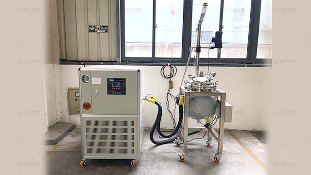 上?？婆d儀器與聚威工程塑料 （上海）有限公司